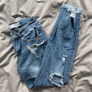 KanCan ripped skinny jeans